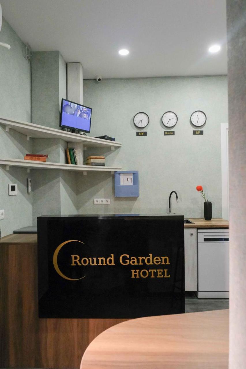 Round Garden Hotel Tbiliszi Kültér fotó